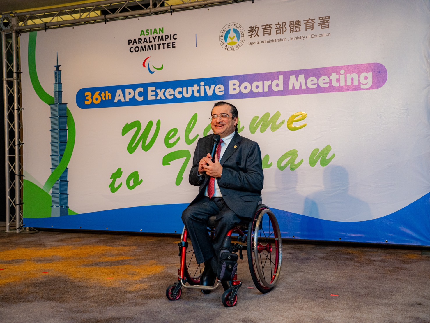 (圖)APC President Majid Rashed delivered a speech, expressing gratitude to the Taiwanese government and the Chinese Taipei Paralympic Committee for their full support and assistance to APC.